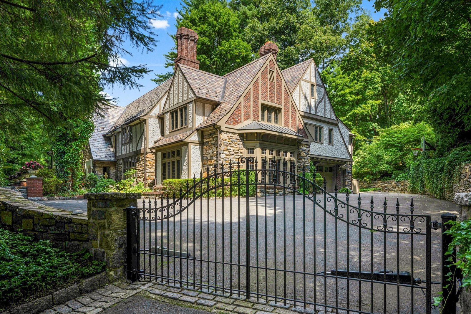 Scarsdale, NY